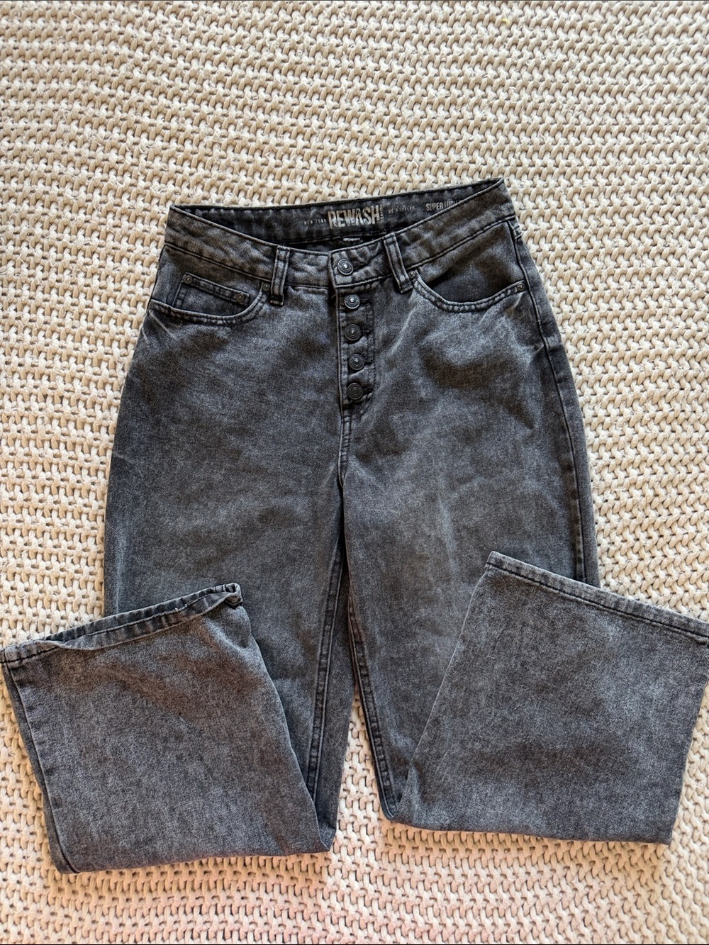 Rewash High-Rise Button-Fly Jeans in Charcoal Gray
